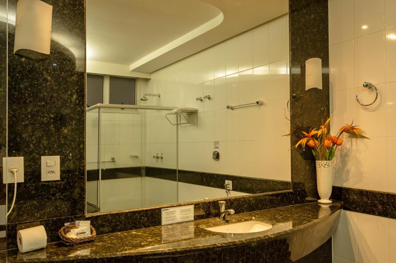 Lindoya Hotel Catalão Esterno foto