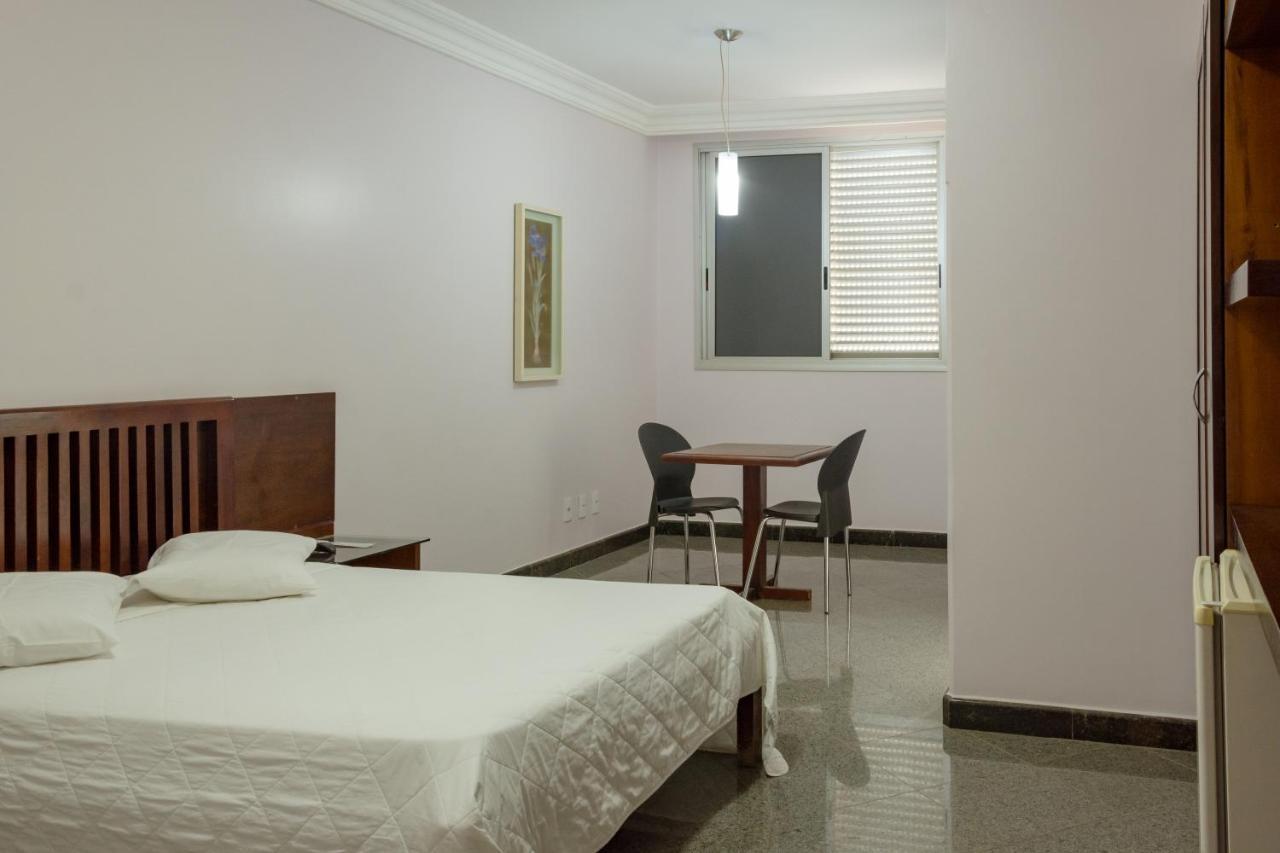 Lindoya Hotel Catalão Esterno foto