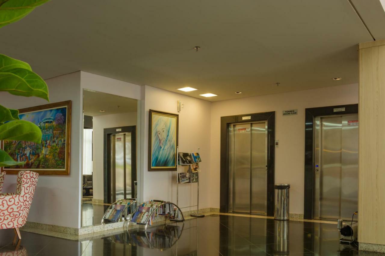 Lindoya Hotel Catalão Esterno foto
