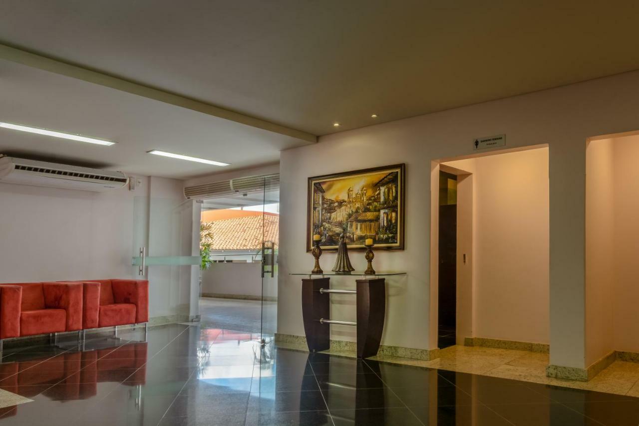Lindoya Hotel Catalão Esterno foto